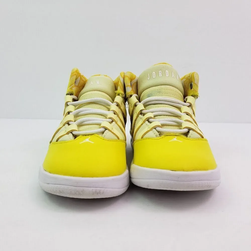 Nike Jordan Max Aura Toddler Size 9c Yellow White Mid Sneaker Shoes AQ9251-701